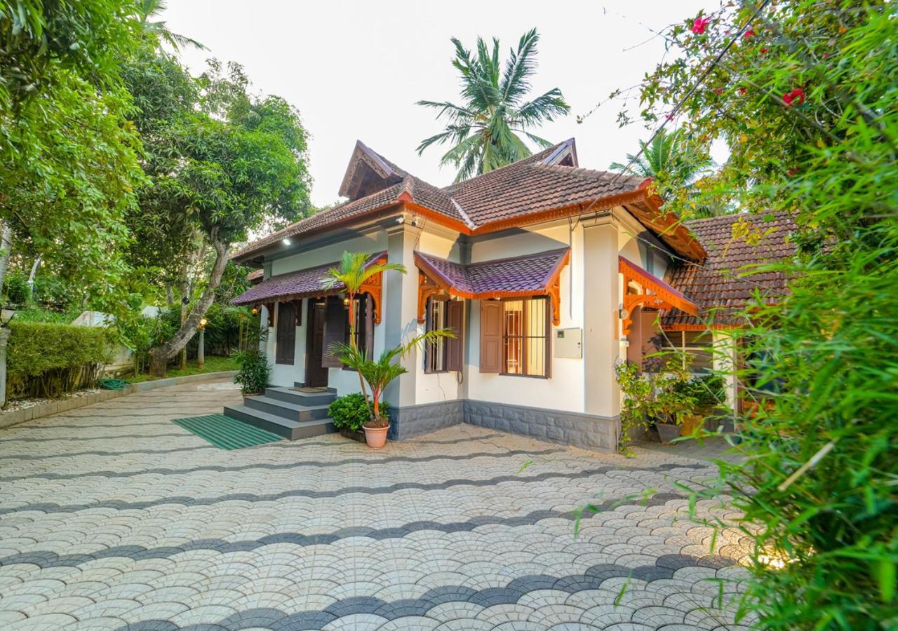 Pop Tavern Kovalam Beach Villa By Voye Homes Экстерьер фото