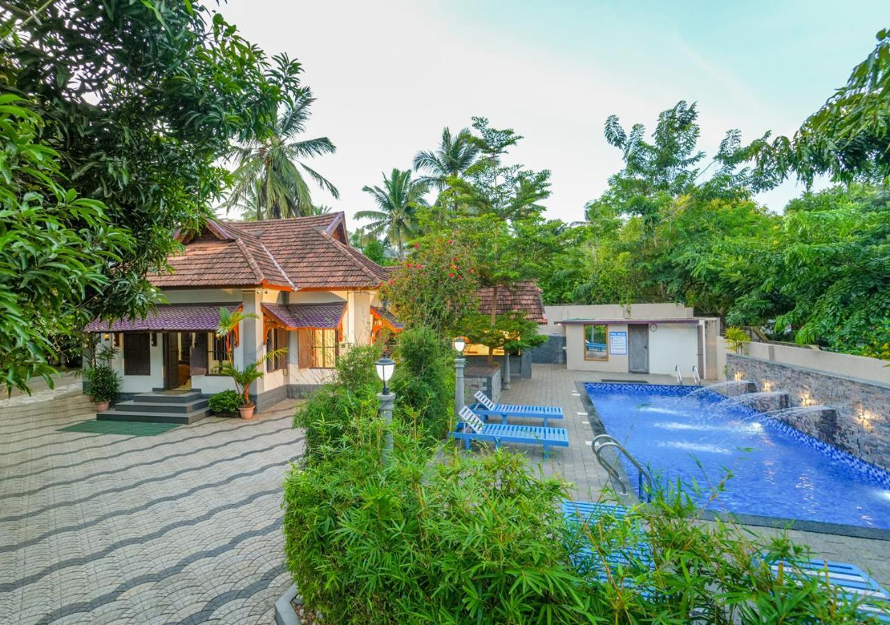 Pop Tavern Kovalam Beach Villa By Voye Homes Экстерьер фото